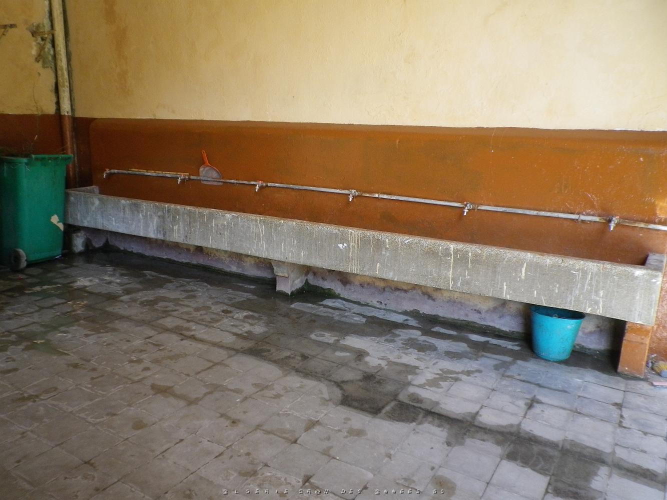 1267 ecole fille pasteur.JPG
